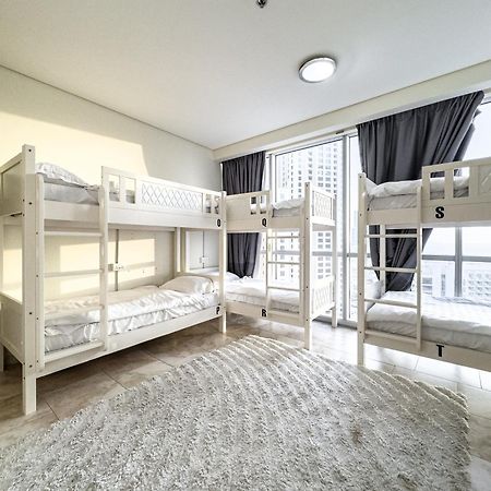 Ar Holiday Home Jbr Дубай Экстерьер фото